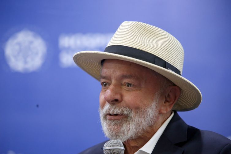 Lula passa por exames e resultados são 