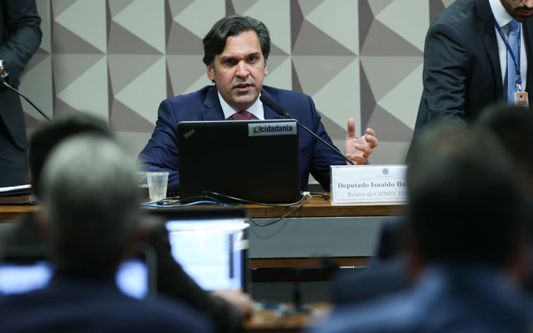 Relator exclui Fundo Constitucional do DF do corte de gastos
