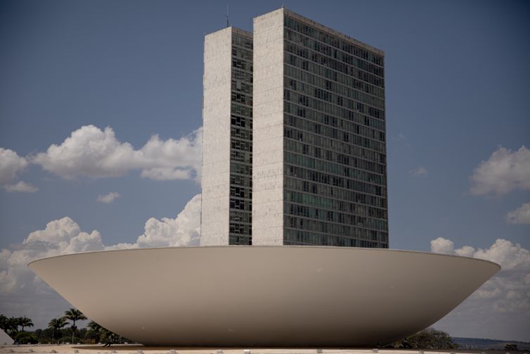 Relator reduz o valor obrigatório do Fundeb para educação integral