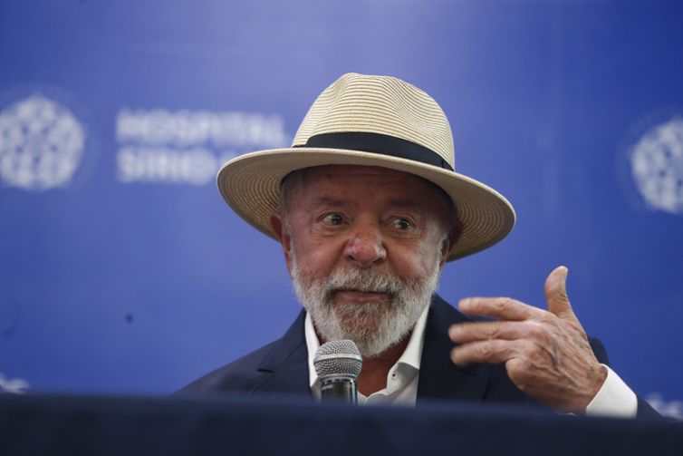 Lula deve viajar para Rússia em maio