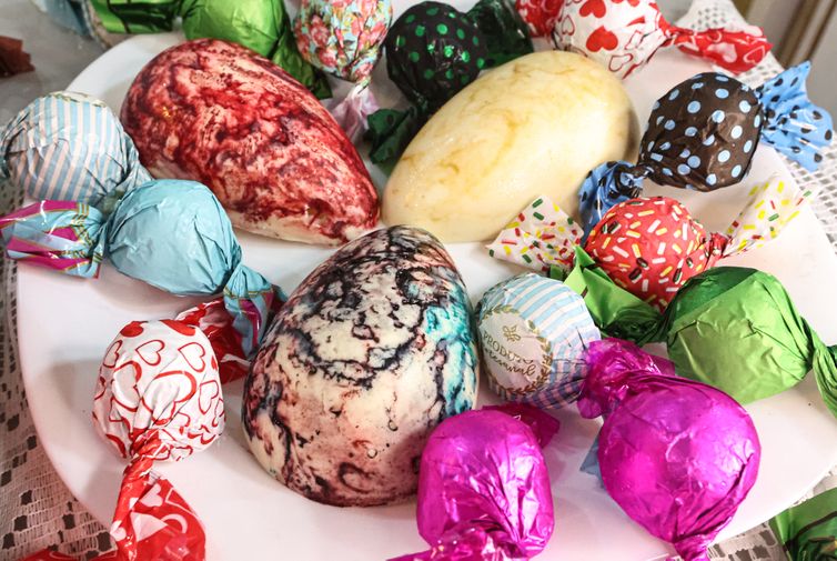 Alta mundial do cacau impacta custos do chocolate e vendas da Páscoa