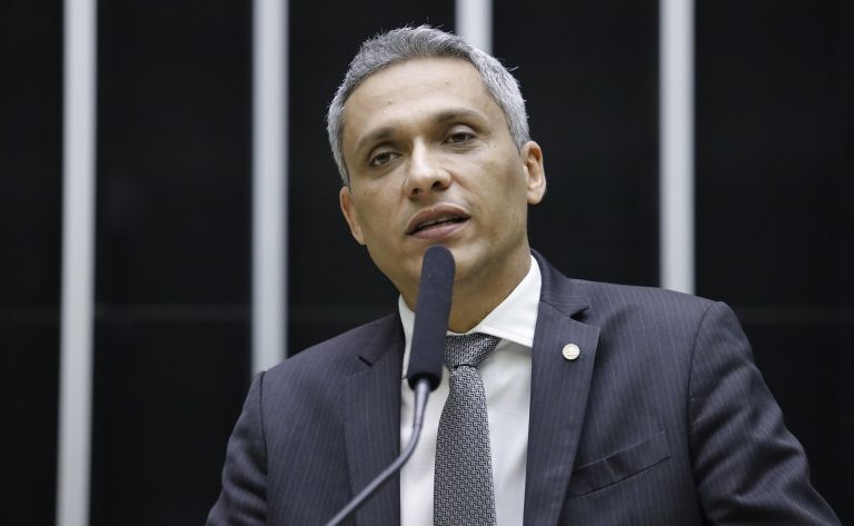 Proposta unifica certidão de processos civis e criminais em andamento