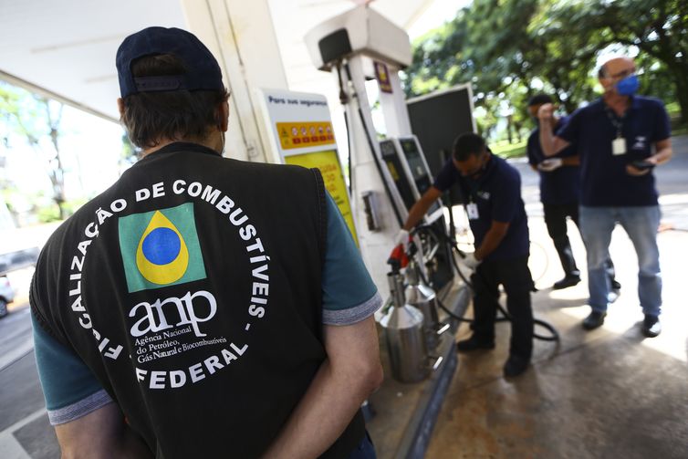 ANP admite que falta de pessoal prejudica regulação do mercado de gás