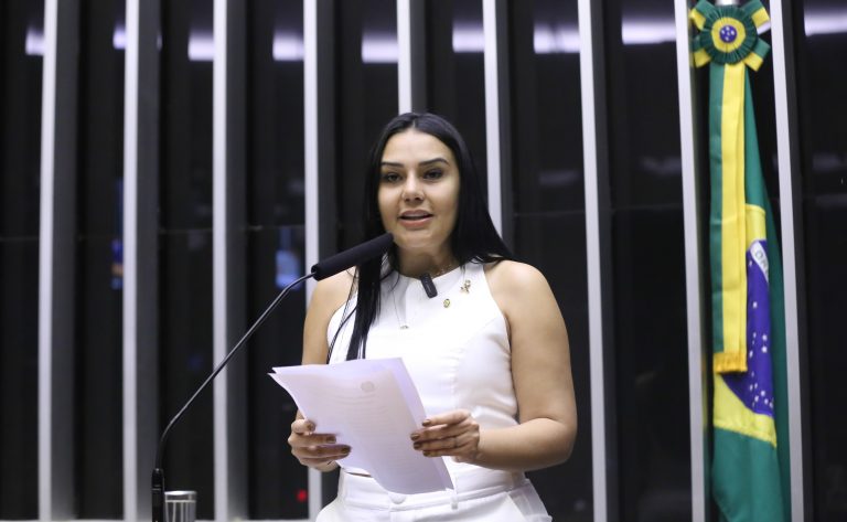 Comissão aprova obrigatoriedade de fraldários acessíveis em edifícios destinados a uso coletivo