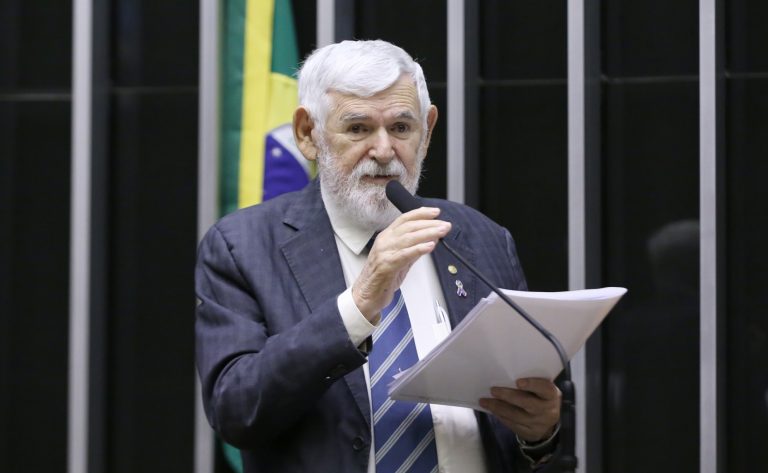 Comissão aprova projeto que cria cadastro de condenados por violência contra idosos