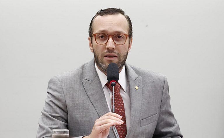 Deputado Filipe Barros vai presidir Comissão Mista de Inteligência