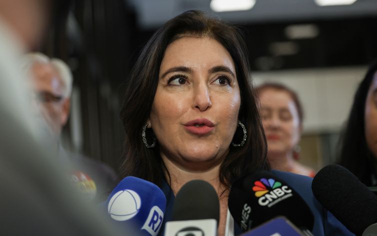 Queda no preço dos alimentos pode levar à redução dos juros, diz Tebet