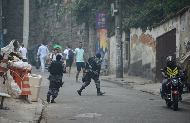 STF retoma julgamento da ADPF das Favelas