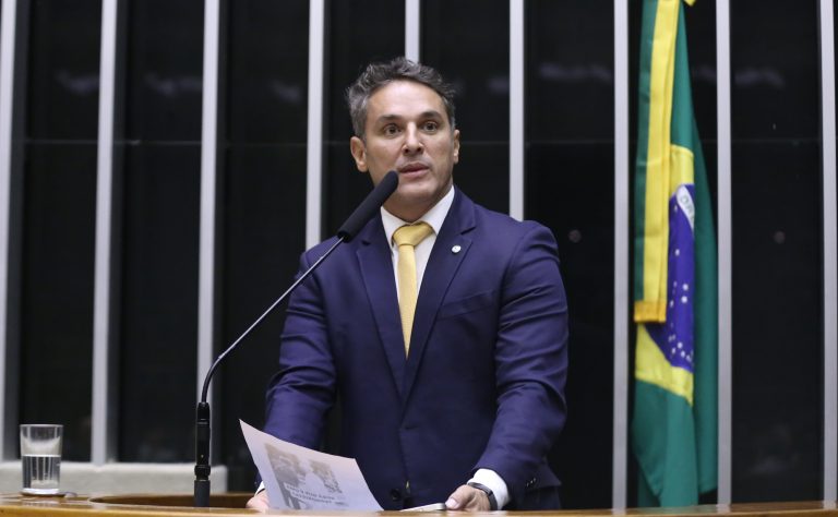 Subcomissão vai fiscalizar denúncias de violação de direitos humanos contra presos pelo 8 de janeiro