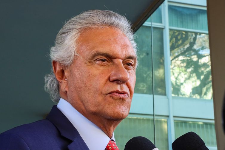 TRE-GO afasta inelegibilidade do governador Ronaldo Caiado