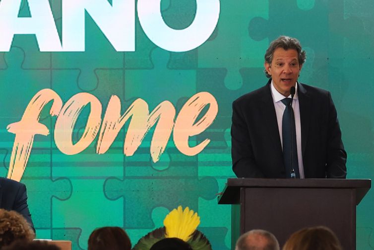 Brasil terá o melhor sistema tributário do mundo, afirma Haddad