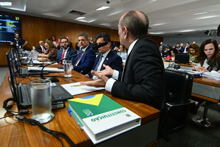 CCJ do Senado aprova voto impresso no novo Código Eleitoral
