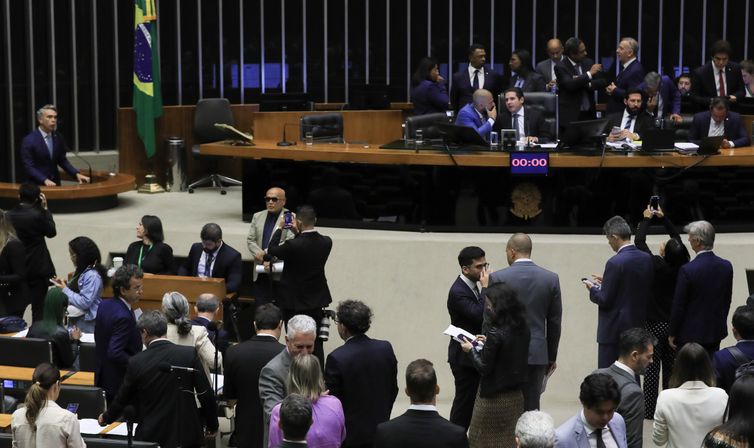 Aprovada urgência de PL que libera R$ 1,5 bi para saúde e educação