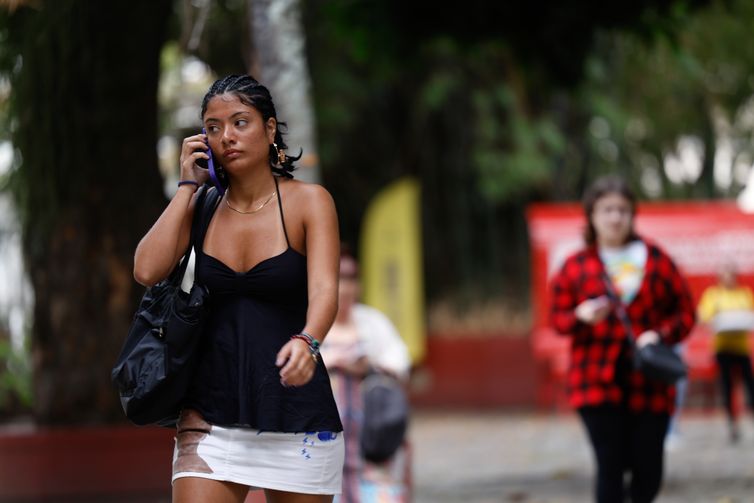 Feira online abre inscrições para empregar mais de 8 mil jovens