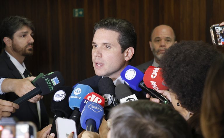 Motta inclui na pauta de votações de hoje proposta que acelera atendimento de especialidades no SUS