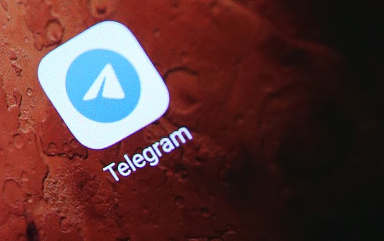 Telegram atende AGU e remove canais que vendiam falsa cura para câncer