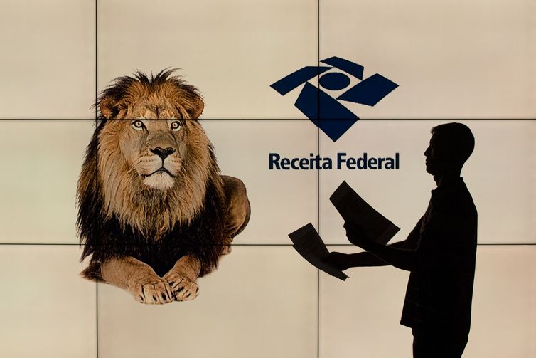 Câmara começa a analisar isenção de IR quem ganha até R$ 5 mil