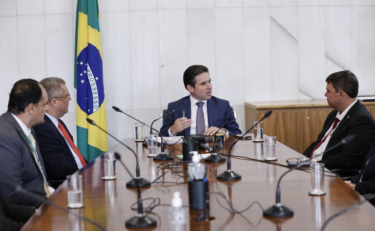 Câmara dos Deputados e Câmara Municipal de João Pessoa criam primeira Rede Legislativa Metropolitana de TV