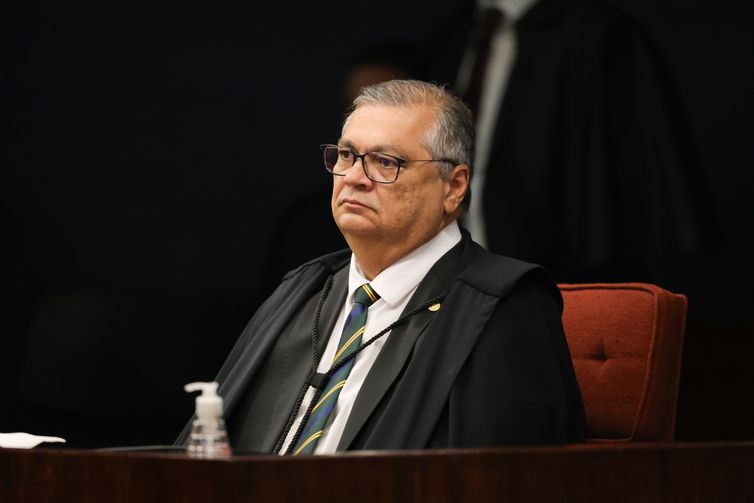 Moraes autoriza investigação para apurar ameaças contra Flávio Dino