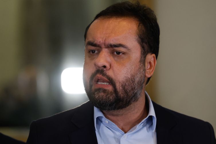 TSE marca julgamento de recurso que pede cassação de Castro