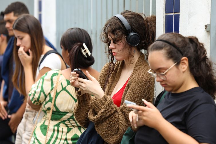 Enem 2025: pedido de reaplicação de provas começa nesta segunda