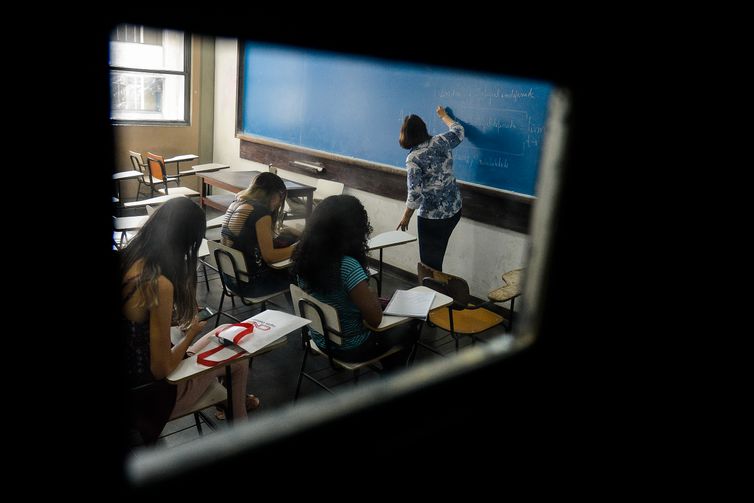 Inscrito no Enade deve preencher questionário do estudante até sábado
