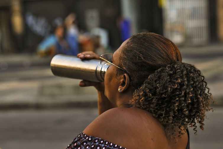 MPF e Defensoria pedem providência urgente para efeitos do calor no RJ