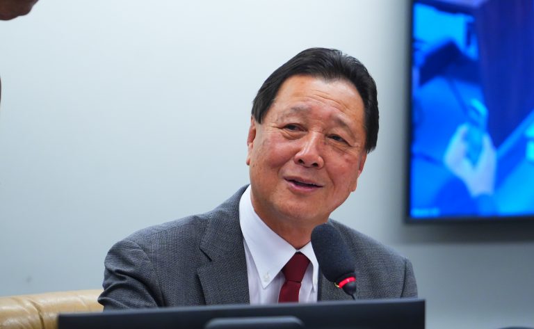 Luiz Nishimori é eleito para presidir a Comissão de Agricultura da Câmara