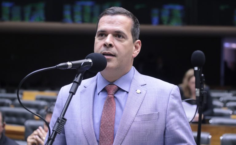 Projeto delimita atuação de leiloeiros na venda de imóveis