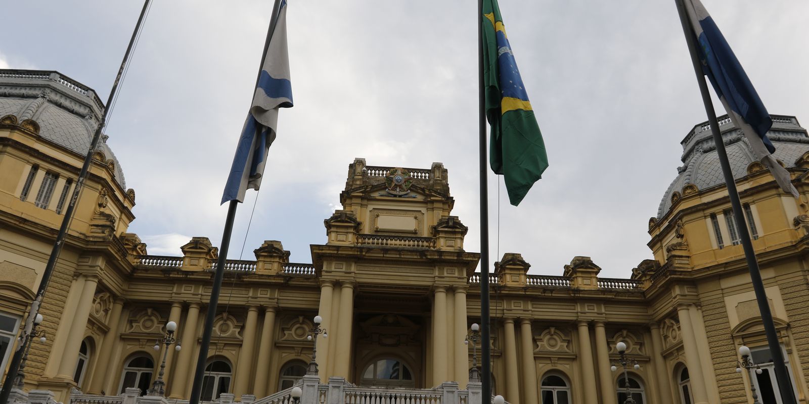 Rio de Janeiro funde secretarias de Agricultura e de Pesca 
